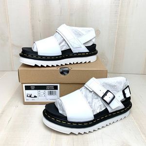 Dr. Martens Voss White Hydro Leather Sandals 8 NIB